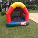 festas-infantis-piscina-de-bolinhas-inflável