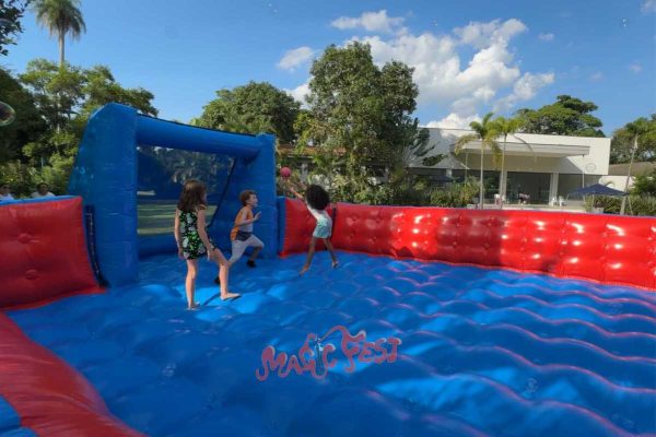 festa-em-são-paulo-futebol-inflável-máquina-bolha-sabão